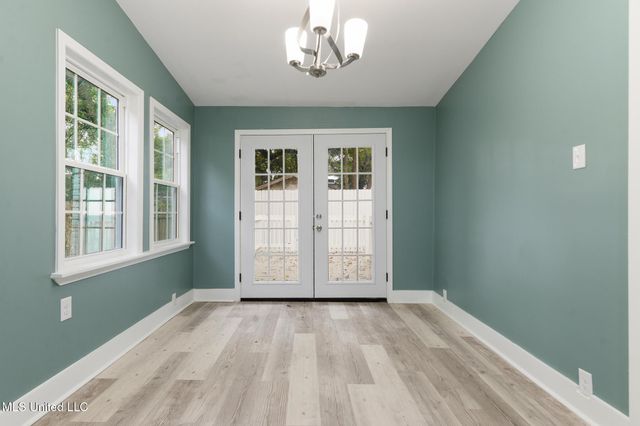 1091 Frank P Corso Street, Biloxi, MS 39530