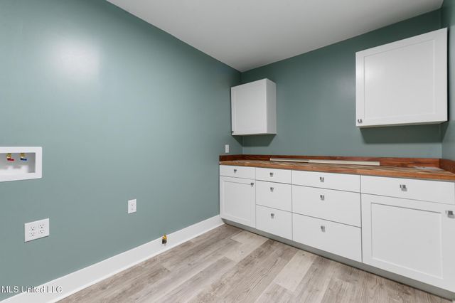 1091 Frank P Corso Street, Biloxi, MS 39530