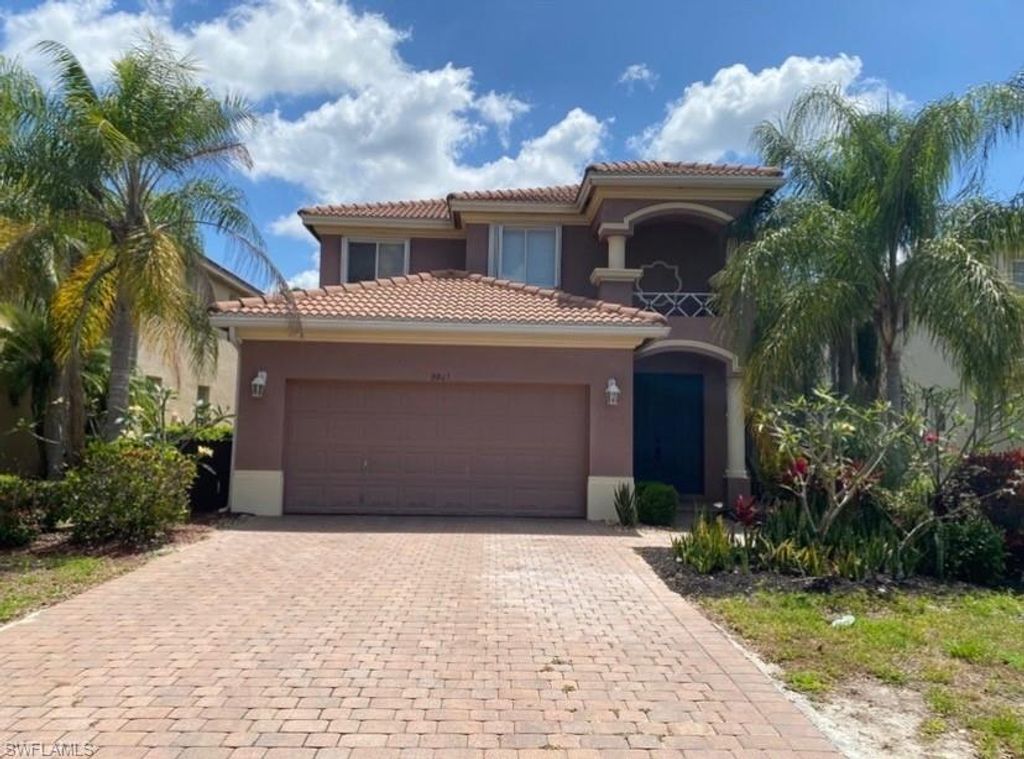 9923 Springlake CIR, Estero, FL 33928