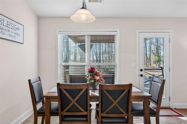 336 Dixie Court, Mount Airy, GA 30563