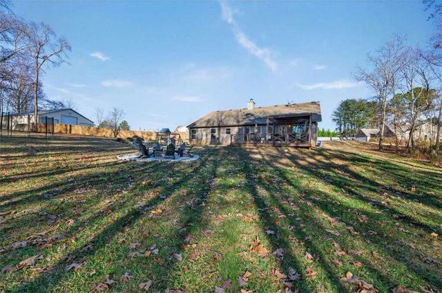 336 Dixie Court, Mount Airy, GA 30563