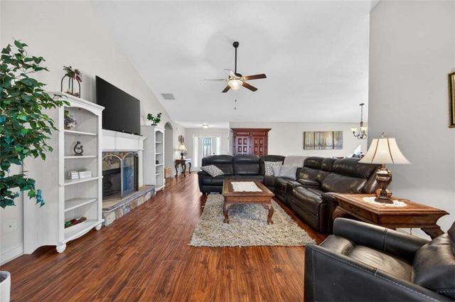 336 Dixie Court, Mount Airy, GA 30563