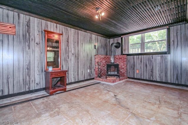 1754 Benjamin Road, Madison, OH 44057