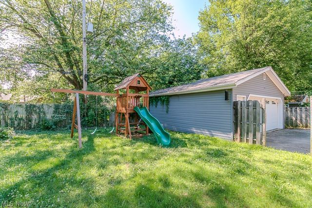 1754 Benjamin Road, Madison, OH 44057