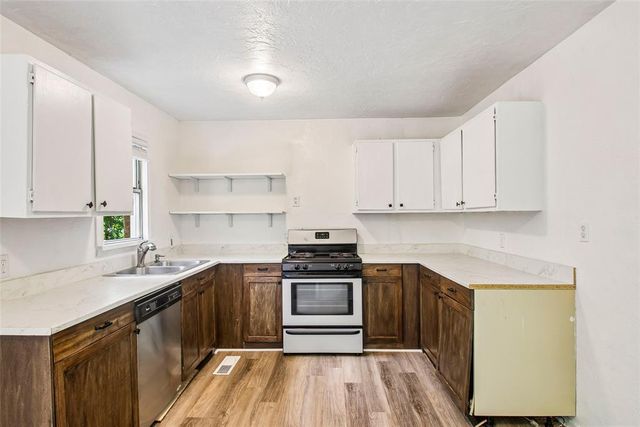 7211 NW 45th Street, Bethany, OK 73008