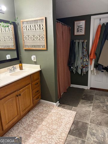 948 A Cheatham Road, Griffin, GA 30223