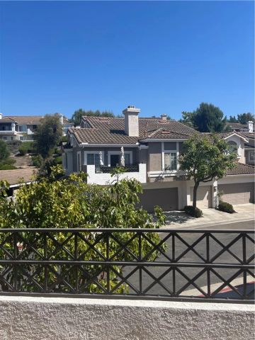 1045 S Sundance Drive, Anaheim Hills, CA 92808