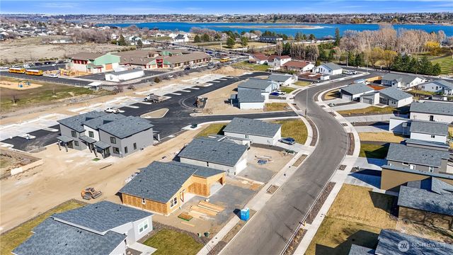 527 S Dorsing Street, Moses Lake, WA 98837