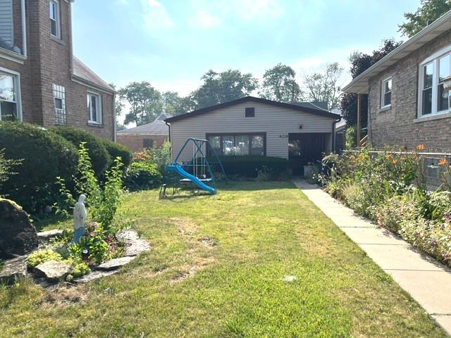 3006 N Natoma Avenue, Chicago, IL 60634