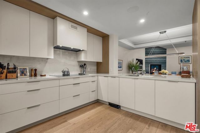 2122 Century Park Lane 402, Los Angeles, CA 90067