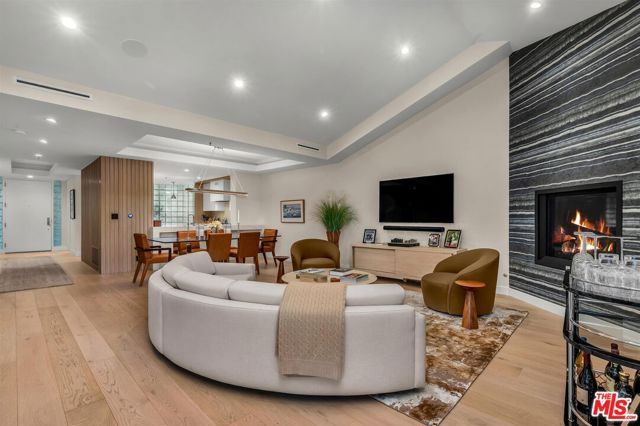 2122 Century Park Lane 402, Los Angeles, CA 90067