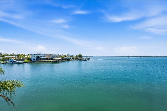 1223 Bayshore Drive 308, Hutchinson Island, FL 34949