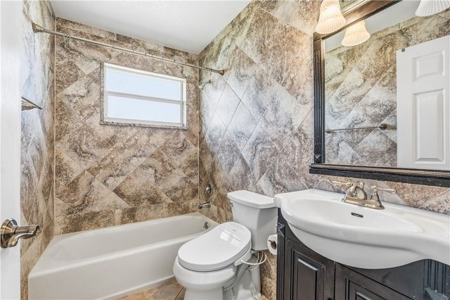 1223 Bayshore Drive 308, Hutchinson Island, FL 34949