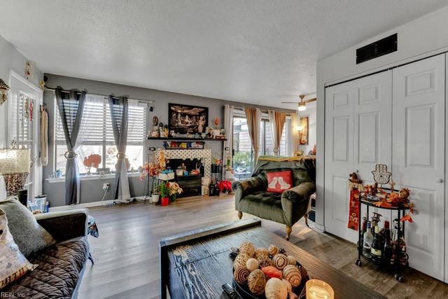 411 Nottinghill PARK, Virginia Beach, VA 23452