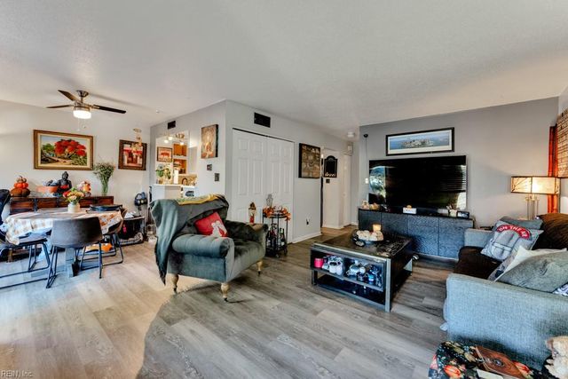 411 Nottinghill PARK, Virginia Beach, VA 23452