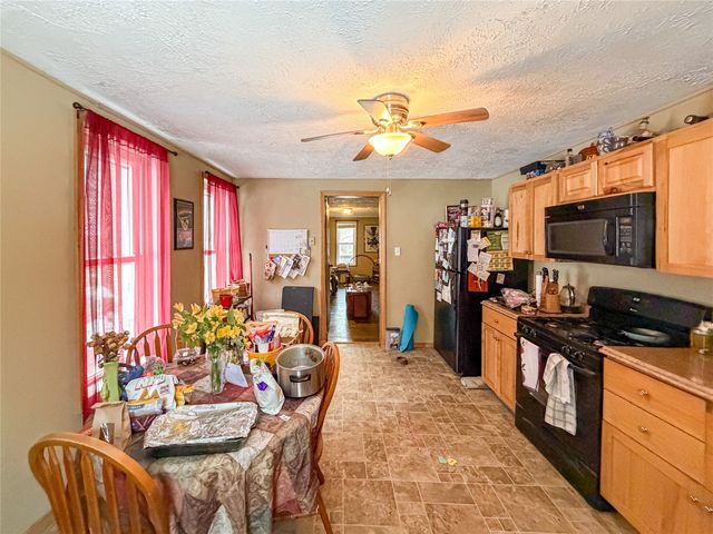 153-155 GLENWOOD Avenue, Meadville City, PA 16335