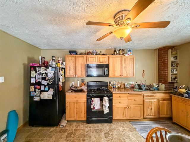 153-155 GLENWOOD Avenue, Meadville City, PA 16335