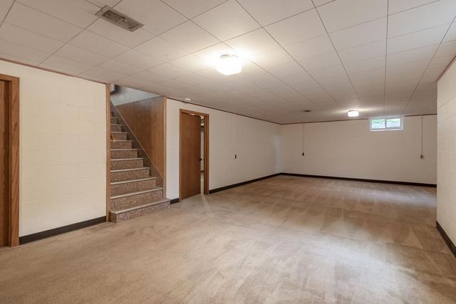 148 S Skyline Drive, Mankato, MN 56001