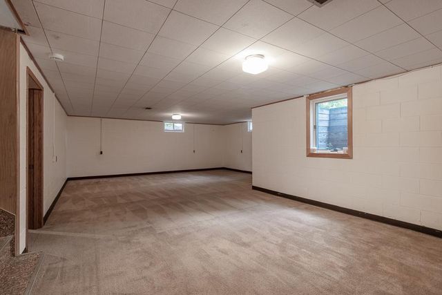 148 S Skyline Drive, Mankato, MN 56001