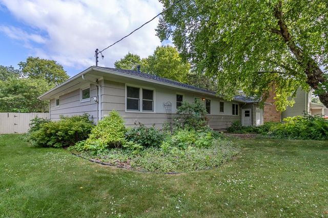 148 S Skyline Drive, Mankato, MN 56001