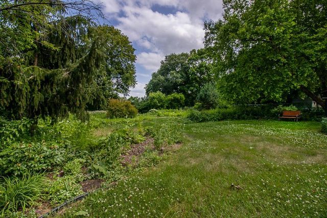 148 S Skyline Drive, Mankato, MN 56001