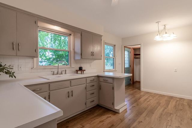 148 S Skyline Drive, Mankato, MN 56001