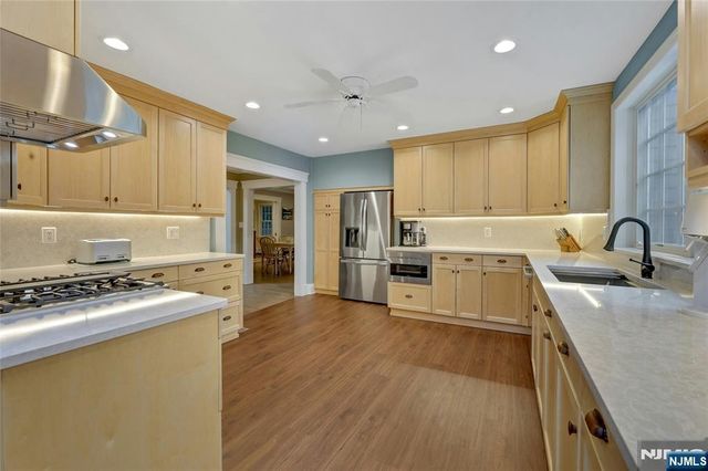 283 Summit Street, Norwood, NJ 07648