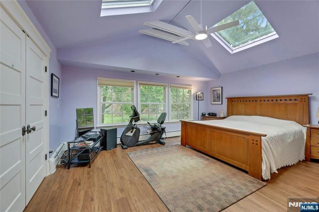 283 Summit Street, Norwood, NJ 07648