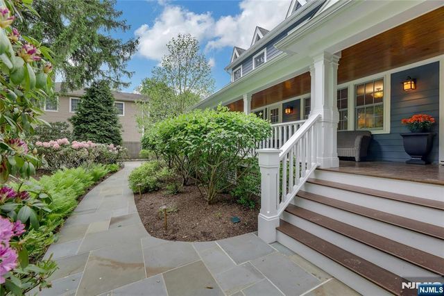 283 Summit Street, Norwood, NJ 07648