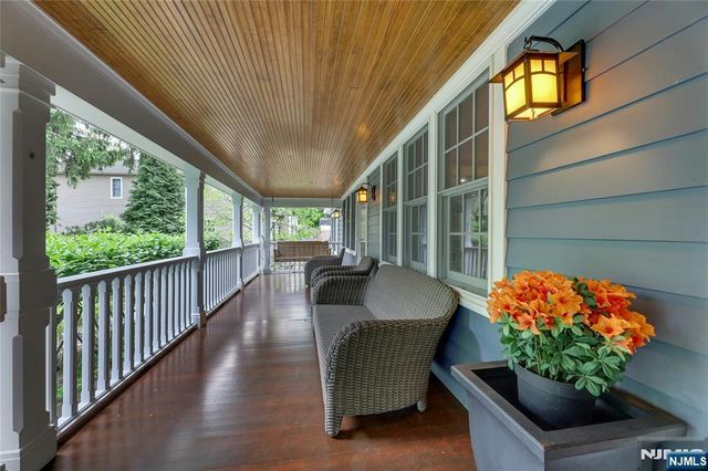 283 Summit Street, Norwood, NJ 07648