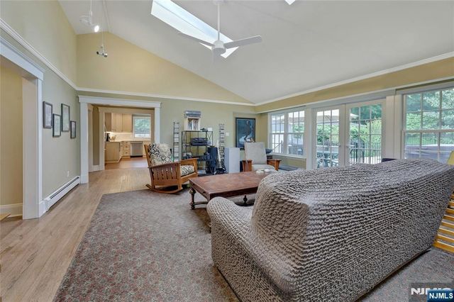 283 Summit Street, Norwood, NJ 07648