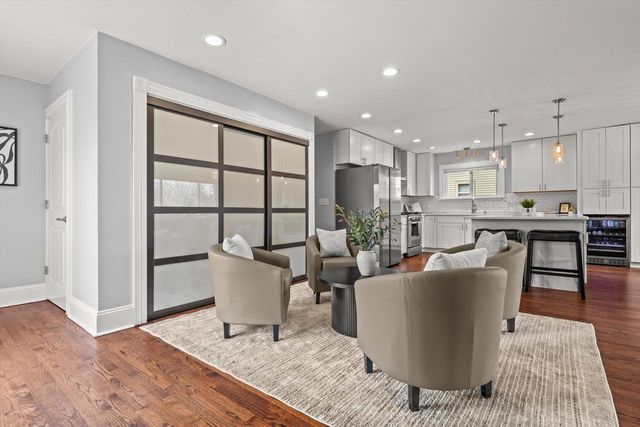 9241 N Port Washington ROAD, Bayside, WI 53217