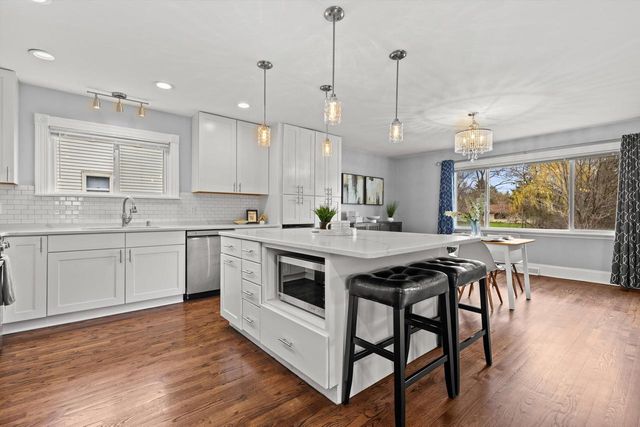 9241 N Port Washington ROAD, Bayside, WI 53217