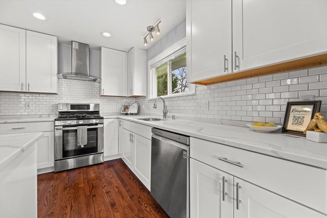 9241 N Port Washington ROAD, Bayside, WI 53217