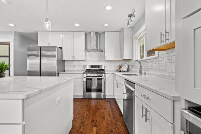 9241 N Port Washington ROAD, Bayside, WI 53217