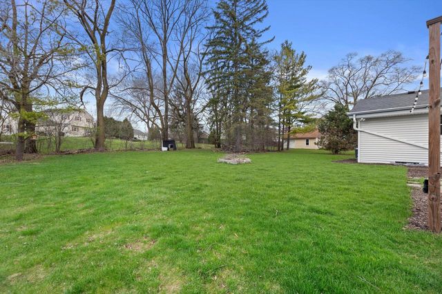 9241 N Port Washington ROAD, Bayside, WI 53217