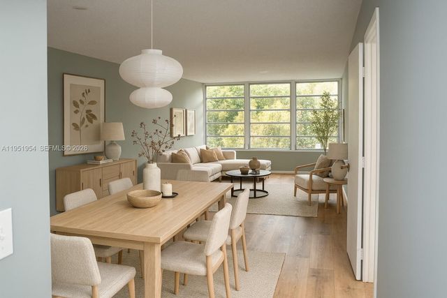 9450 Live Oak Pl 303, Davie, FL 33324