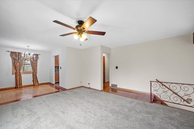 10456 92nd STREET, Franklin, WI 53132