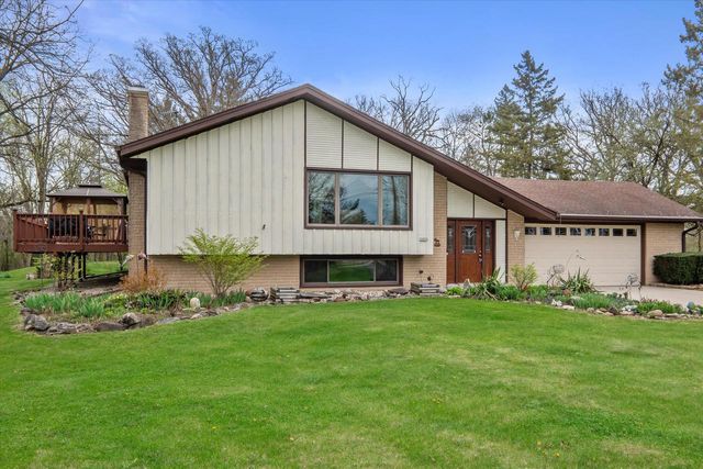 10456 92nd STREET, Franklin, WI 53132