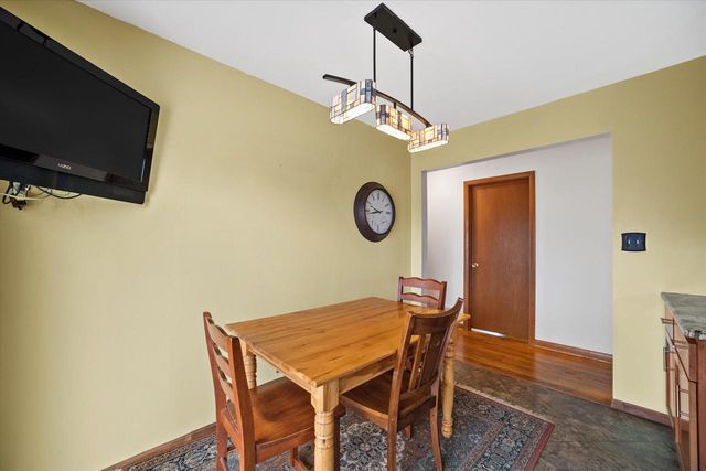 10456 92nd STREET, Franklin, WI 53132