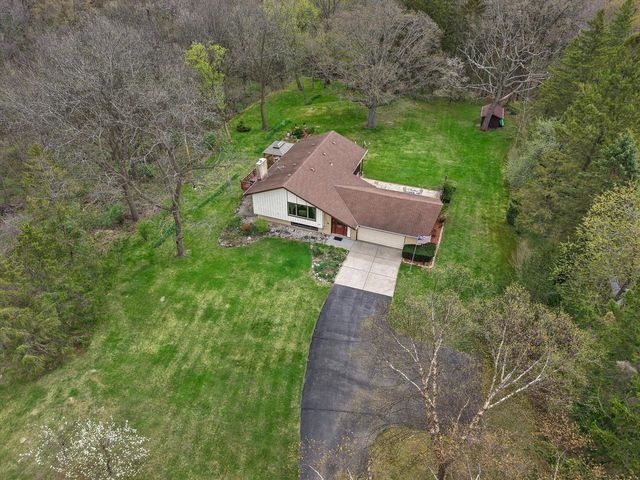10456 92nd STREET, Franklin, WI 53132