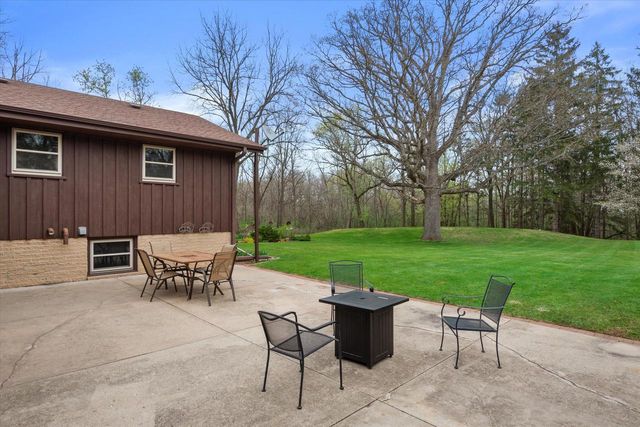 10456 92nd STREET, Franklin, WI 53132
