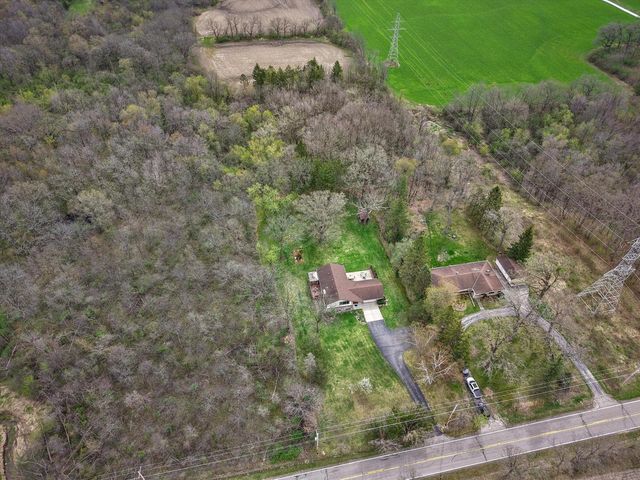 10456 92nd STREET, Franklin, WI 53132