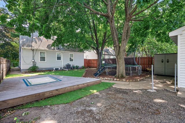 5732 24th Avenue S, Minneapolis, MN 55417