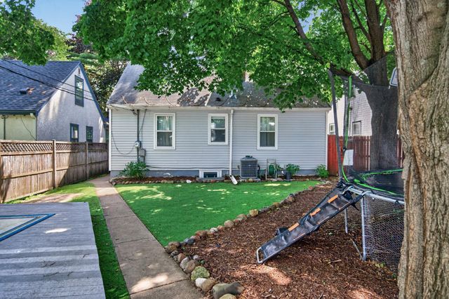 5732 24th Avenue S, Minneapolis, MN 55417