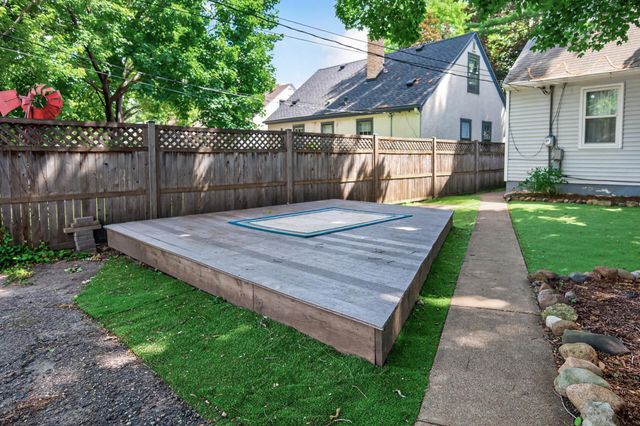 5732 24th Avenue S, Minneapolis, MN 55417