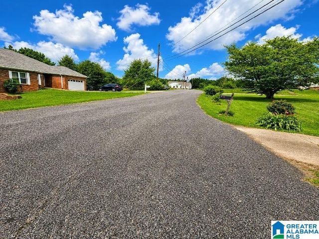 425 4TH TERRACE, Pleasant Grove, AL 35127