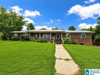 425 4TH TERRACE, Pleasant Grove, AL 35127