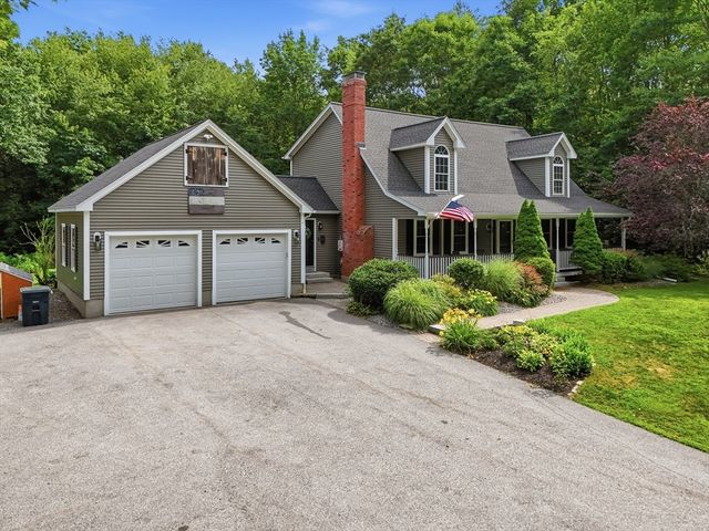 166 Greenville St, Spencer, MA 01562