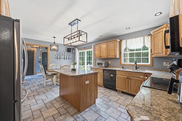 166 Greenville St, Spencer, MA 01562